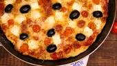 Cum gătesc grecii pizza. Ingredientul care face diferența