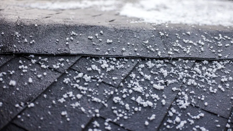 România, lovită de un nou val de furtuni. Meteorologii anunță o răcire semnificativă în zilele următoare