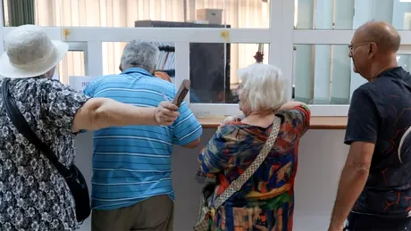 Categoria de pensionari români care primesc în decembrie pensie TRIPLĂ. Cine se încadrează