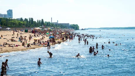 „Litoralul pentru toți” 2025. Prețuri mai mici cu până la 40% în stațiunile de la malul mării, începând cu 1 septembrie