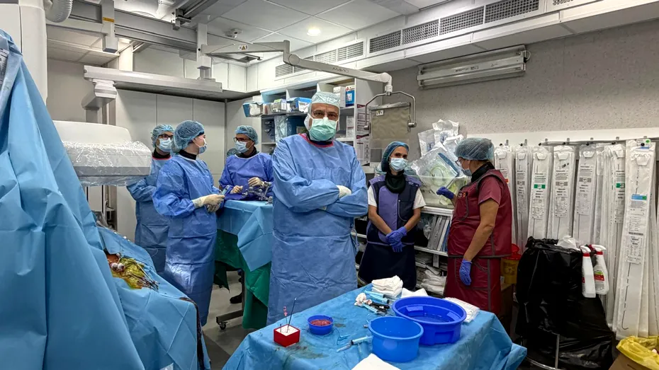 Premieră medicală în România: prima protezare transcateter a valvei tricuspide, realizată la București
