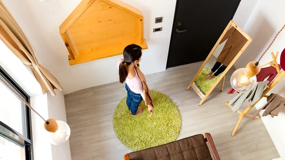 Obiectul care face camera să pară mai mică. Trucul care oferă iluzia de mai mult spațiu