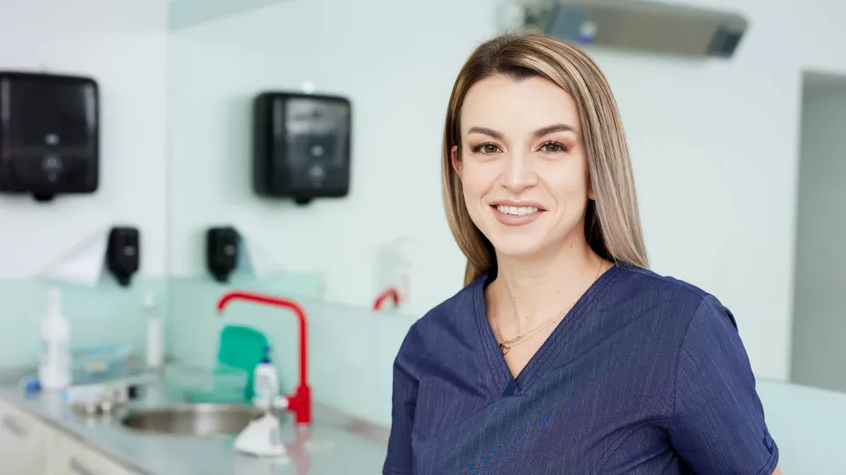 Au vegetarienii mai multe probleme dentare? Explicația medicului stomatolog Sorina Stroe