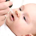 Vitamina K la nou-născuți: de ce este administrată imediat după naștere și ce riscuri previne