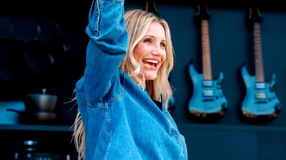 Cameron Diaz arată senzațional la 51 de ani. Pentru a se menține în formă, folosește câteva trucuri la îndemâna oricui