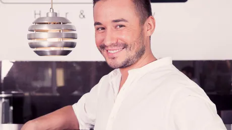 Adrian Perjovschi prezintă trendurile anului 2016 pentru tunsori şi coafuri