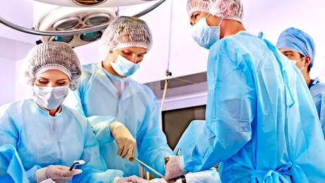 Ce i se întâmplă pacientului în operaţie? Chirurgul Ştefan Tucă explică