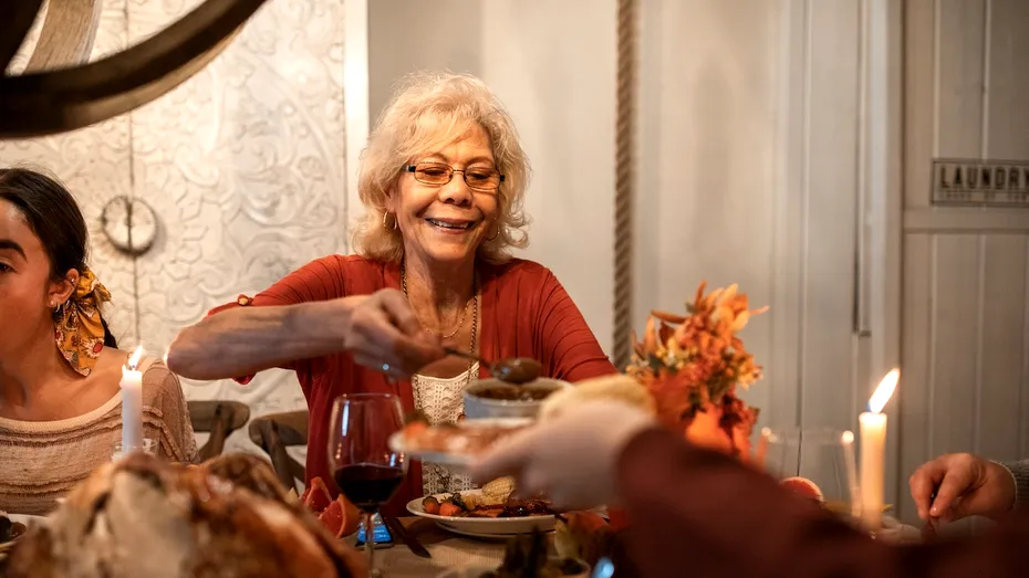 Obiceiurile alimentare de evitat dacă ai peste 50 de ani