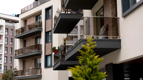 Reguli stricte pentru proprietarii de apartamente. Ce modificări sunt interzise și ce nu ai voie să montezi?