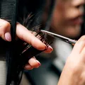 La câte săptămâni ar trebui tuns părul pentru a crește mai repede