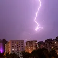 Avertizare meteo ANM de ploi torențiale de până la 80 l/mp. Harta zonelor afectate de fenomene meteo extreme