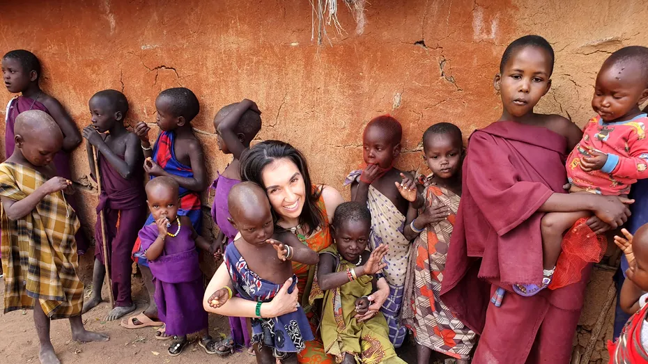 Povești de călătorie în Africa prin ochii Loredanei Negrilă, TVR