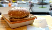 Slăbește mâncând McDonald’s cu „codurile secrete” ale unui antrenor de fitness