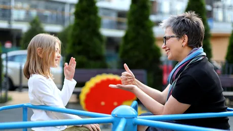 Tot ce trebuie să știi despre pierderea auzului la copil. Ghid complet pentru părinți