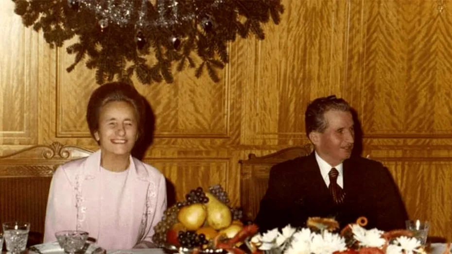 Desertul favorit al Elenei Ceaușescu. Folosea o rețetă secretă de fiecare dată! Cum se prepara