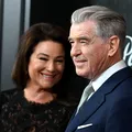 Keely Shaye Smith, soția lui Pierce Brosnan, renăscută pe covorul roșu: 45 de kilograme mai ușoară și o apariție de zeiță