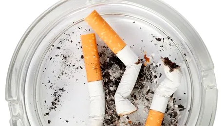 Expert mondial în cancerul pulmonar: “Primul semn al cancerului de plămâni? Ţigara care arde între degete”