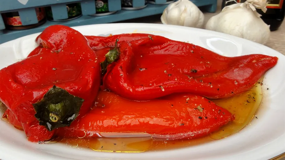 Mai poate fi mâncată salata de ardei kapia copți, dacă a stat 3 zile în frigider? Care e termenul limită