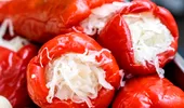 Gogoșari umpluți cu varză pentru iarnă. Rețeta tradițională pentru murături aromate
