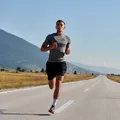 Antrenamentele pe caniculă: când devin benefice și când devin riscante