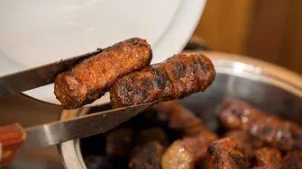 Cel mai bun amestec de carne pentru mici. Îți iese un grătar de nota 10!