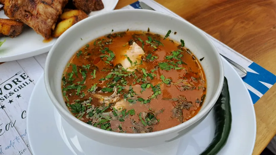 Ciorba pe care nu e indicat să o comanzi niciodată în restaurant. Care este motivul