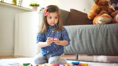 (P) Jucării care îi ajută pe copii să descopere lumea în ritmul lor