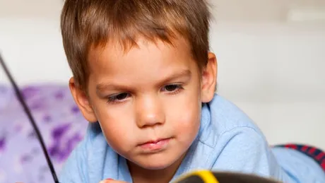 Psiholog Marius Zamfir - „Jucăriile electronice dăunează copiilor sub 3 ani„