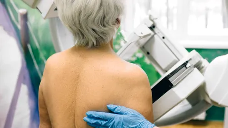 Teste Papanicolau și mamografii gratuite pentru depistarea precoce a cancerului de col uterin și de sân