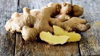 Cum să păstrezi ghimbirul corect. Trucuri simple pentru a-i prelungi prospețimea și aroma