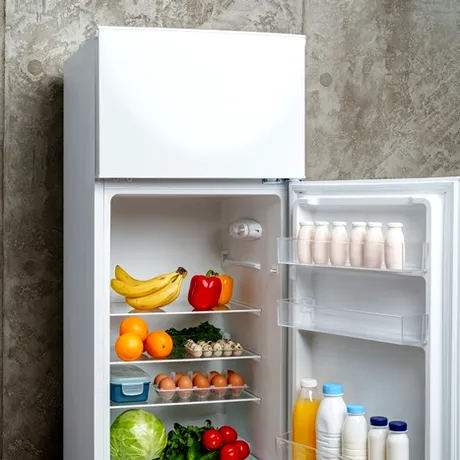 7 greșeli zilnice care îți pot strica frigiderul fără să știi. Ce să NU mai faci