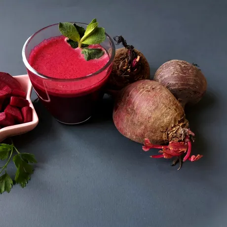 Cum poți măsura nivelul de acid gastric folosind doar o sfeclă? Mulți nu știu de această practică populară