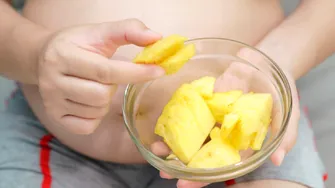 Consumul de ananas și declanșarea travaliul: ce e mit și ce e realitate