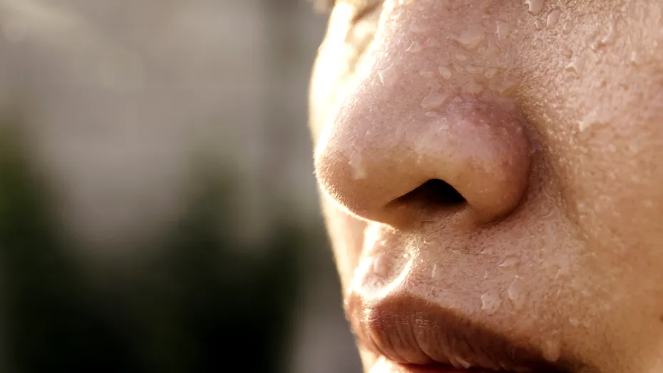 Simptomul BIZAR de cancer de rinichi. Apare noaptea!