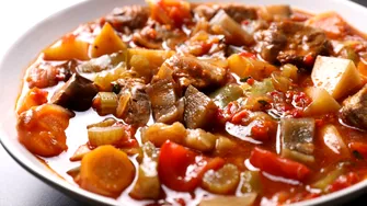 Cum să faci ghiveci călugăresc: o rețetă de post simplă și sățioasă