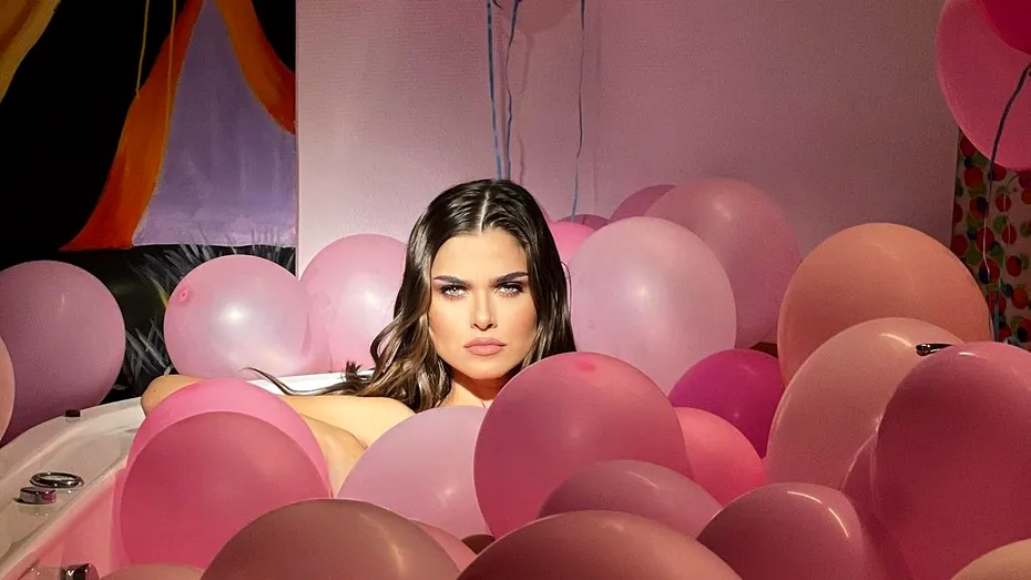 Theo Rose se luptă de ani buni cu episoade de anxietate și atacuri de panică: „Se activează de fiecare dată când eu încep să mă stresez de ceva”