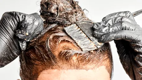 Vopsitul acasă - reguli pentru vopsirea părului de care trebuie să ții cont