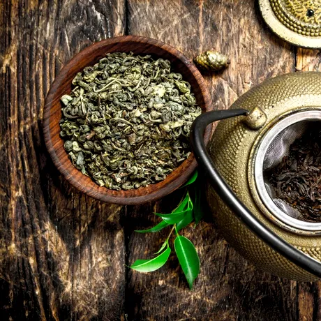 Ceaiul verde, „elixirul” sănătății? Beneficii surprinzătoare și adevăruri pe care trebuie să le știi