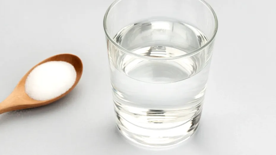 Te doare gâtul? Remediile simple care pot calma rapid disconfortul. Cum se face corect gargara cu sare, bicarbonat sau salvie
