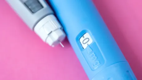 Știai că glicemia poate crește fără să mănânci zahăr? Obiceiurile zilnice care îți dau metabolismul peste cap