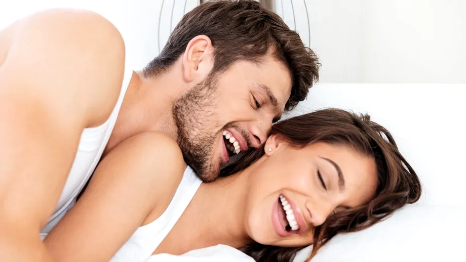 De ce este important să râdem și cum ne poate ajuta umorul în relația de cuplu?