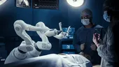 Operațiile robotice nu sunt ceea ce cred mulți. Un chirurg cardiac explică rolul real al robotului