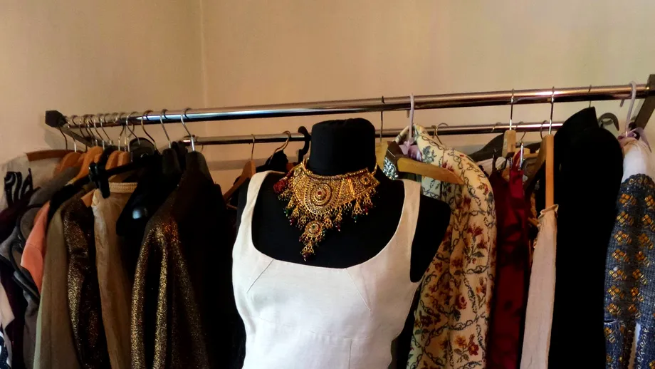 Ce haine merită cu adevărat să cumperi? Vei rămâne surprins cât de scump te îmbraci 