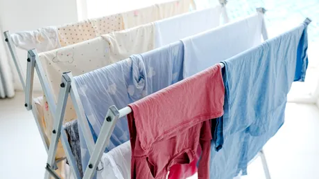 Cum să usuci rapid hainele în apartament fără uscător. Trucul pe care oricine trebuie să-l știe