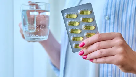 Cine are nevoie de capsule cu ulei de pește și cine nu? Beneficiile și riscurile acestora