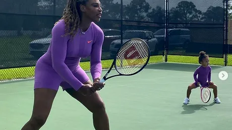 Serena Williams a publicat fotografii pe terenul de tenis cu fiica ei