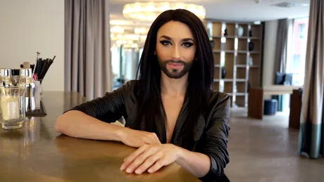 Cum arată Conchita Wurst la 34 de ani