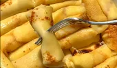 Clătite coapte la cuptor! Rețeta virală cu umplutură cremoasă pe care trebuie să o încerci acasă