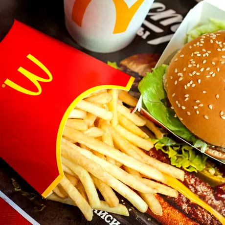 Ce să comanzi de la restaurant sau fast-food dacă ești în deficit caloric