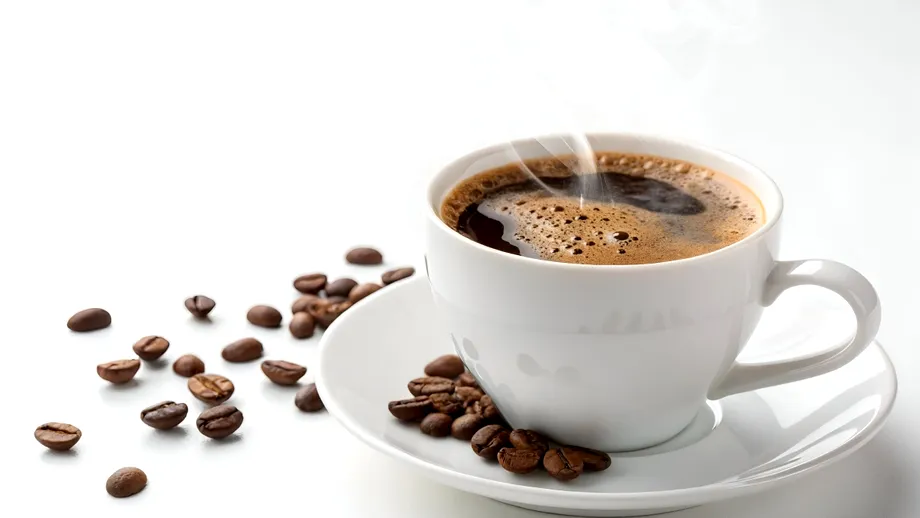 ⁠Ce tip de cafea alegi să bei dimineața? Una protejează inima, alta îți poate crește colesterolul